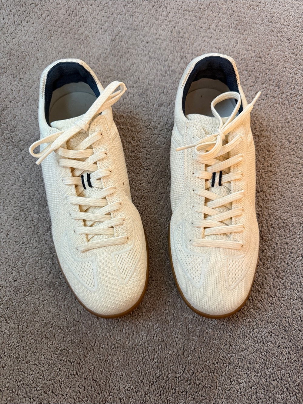 Men's size 8 Cream Knit Lace-Up Rothy Sneakers